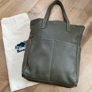 Roots tote bag
